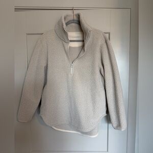 Everlane ReNew fleece half-zip. Womens.